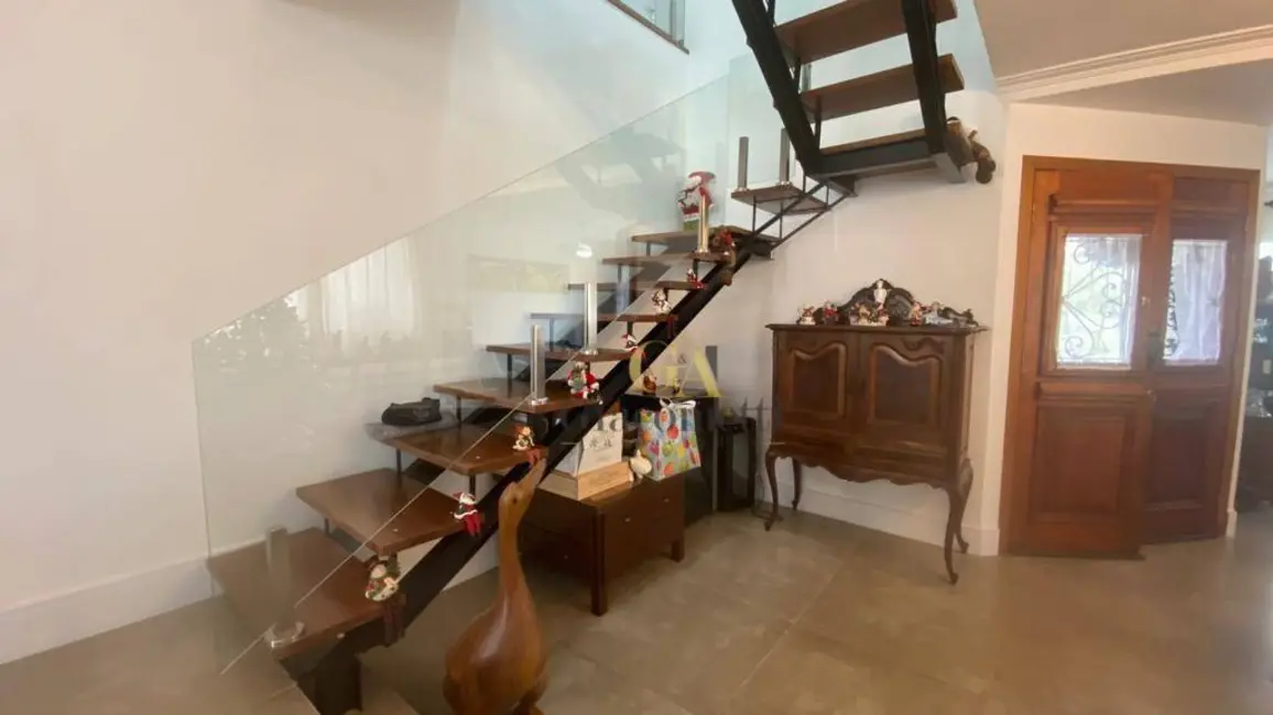 Casa de Condomínio com 2 quartos à venda, 360m2 em Santana De Parnaiba - SP - imagem 5 Foto 5 de Casa de Condomínio com 2 quartos à venda, 360m2 em Santana De Parnaiba - SP