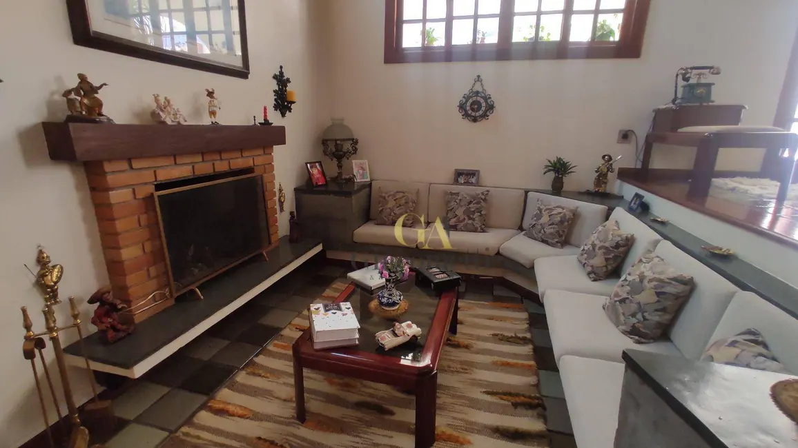 Foto 9 de Casa de Condomínio com 3 quartos à venda, 585m2 em Barueri - SP