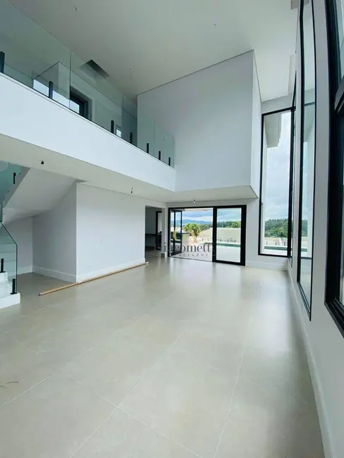 Casa de Condomínio com 4 quartos à venda, 420m2 em Santana De Parnaiba - SP - imagem 3 Foto 3 de Casa de Condomínio com 4 quartos à venda, 420m2 em Santana De Parnaiba - SP