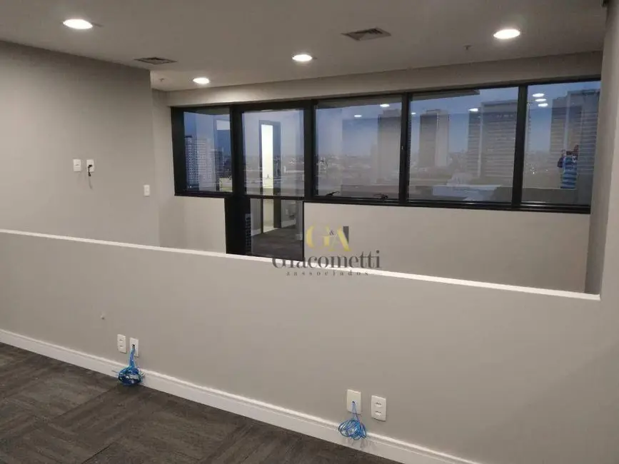 Sala Comercial para alugar, 51m2 em Alphaville Industrial, Barueri - SP - imagem 4 Foto 4 de Sala Comercial para alugar, 51m2 em Alphaville Industrial, Barueri - SP