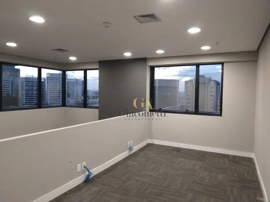 Sala Comercial para alugar, 51m2 em Alphaville Industrial, Barueri - SP - imagem 9 Foto 9 de Sala Comercial para alugar, 51m2 em Alphaville Industrial, Barueri - SP