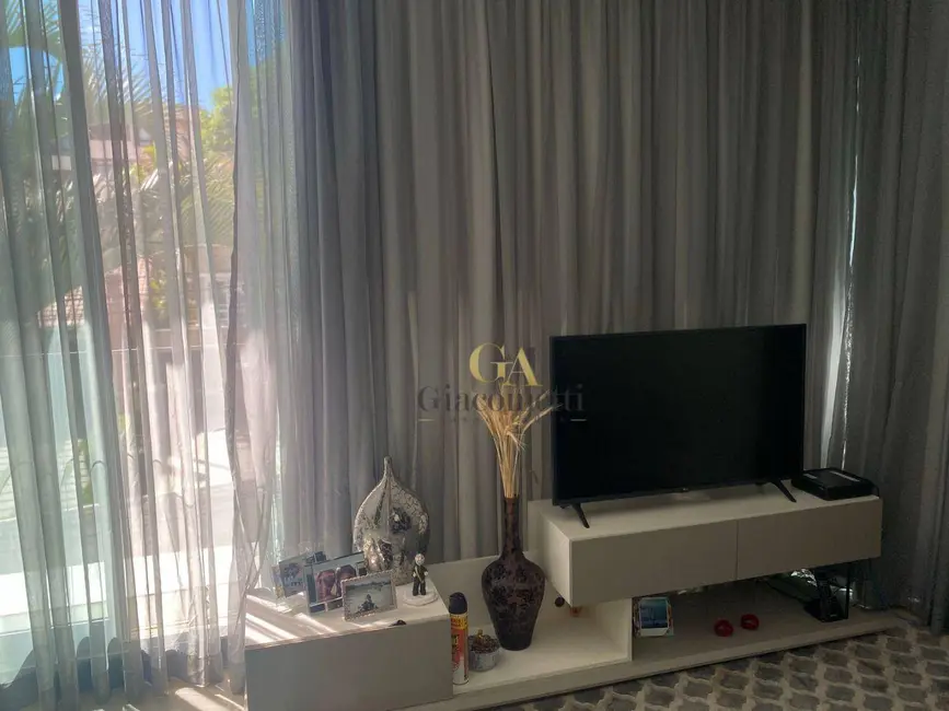 Foto 5 de Casa de Condomínio com 5 quartos para alugar, 340m2 em Santana De Parnaiba - SP