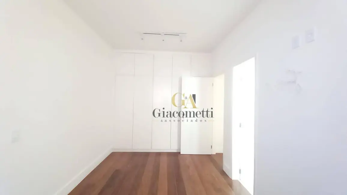 Foto 9 de Casa de Condomínio com 4 quartos à venda, 386m2 em Santana De Parnaiba - SP