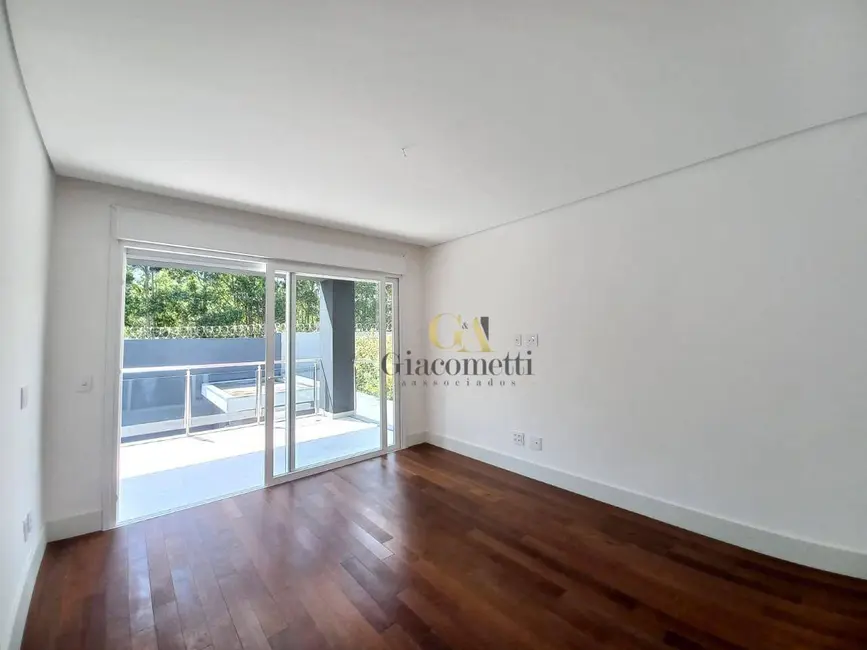 Casa de Condomínio com 3 quartos à venda, 525m2 em Tamboré, Santana De Parnaiba - SP - imagem 9 Foto 9 de Casa de Condomínio com 3 quartos à venda, 525m2 em Tamboré, Santana De Parnaiba - SP