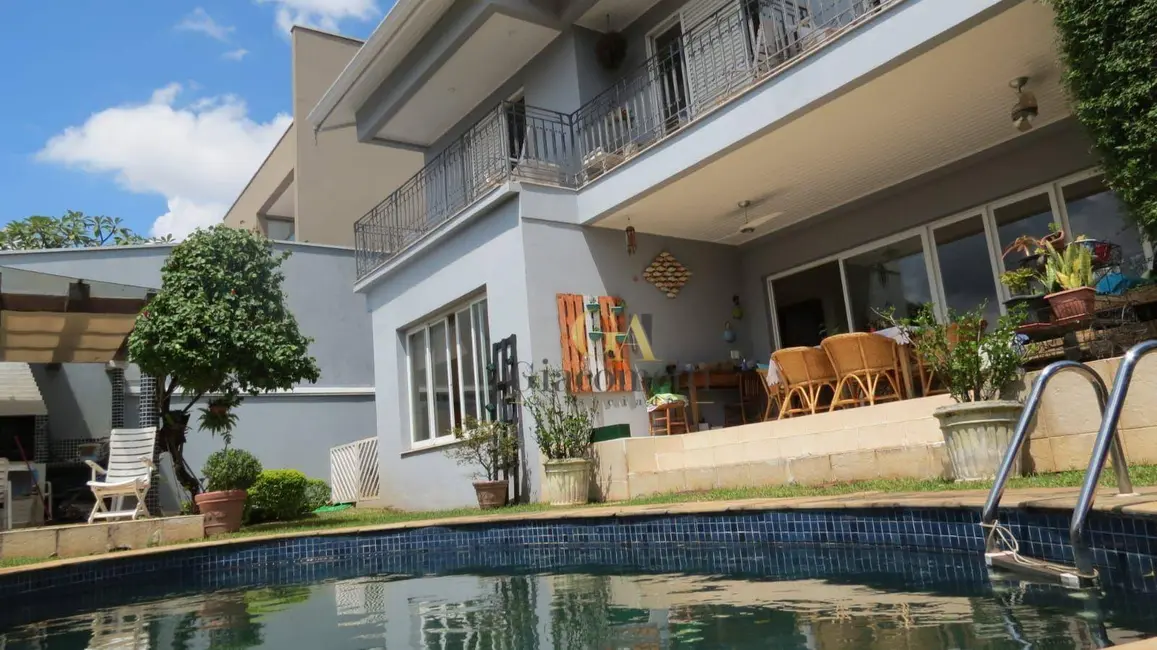 Foto 1 de Casa de Condomínio com 2 quartos à venda, 560m2 em Barueri - SP