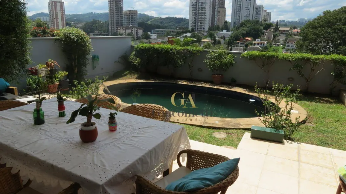 Foto 4 de Casa de Condomínio com 2 quartos à venda, 560m2 em Barueri - SP