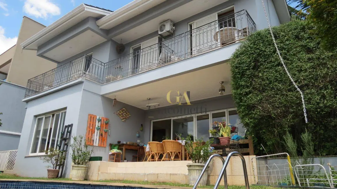 Foto 3 de Casa de Condomínio com 2 quartos à venda, 560m2 em Barueri - SP