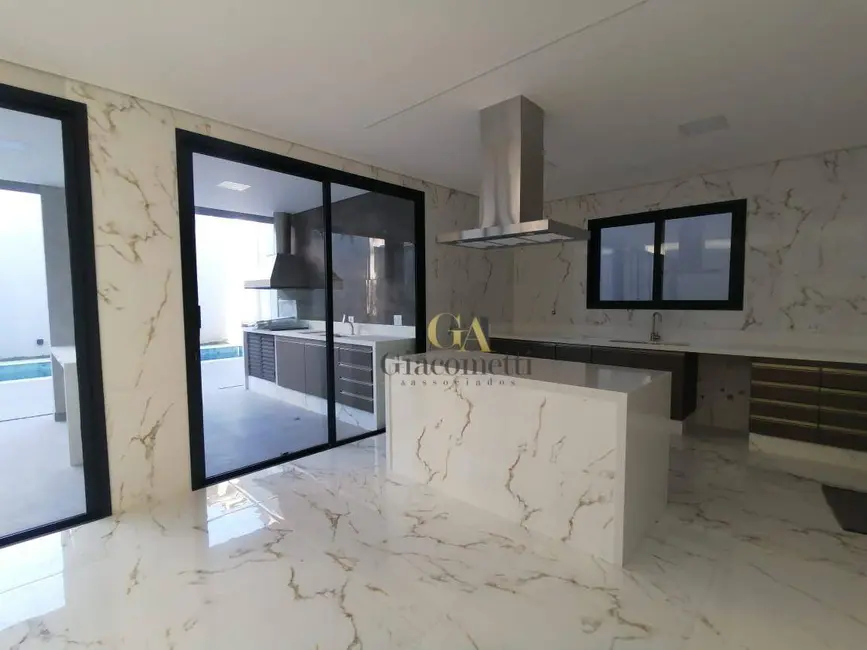 Foto 3 de Casa de Condomínio com 4 quartos à venda, 360m2 em Santana De Parnaiba - SP