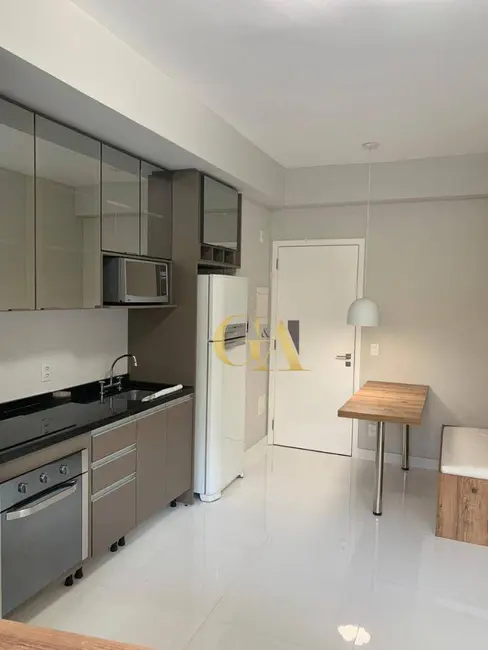 Foto 3 de Apartamento com 1 quarto para alugar, 50m2 em Tamboré, Santana De Parnaiba - SP