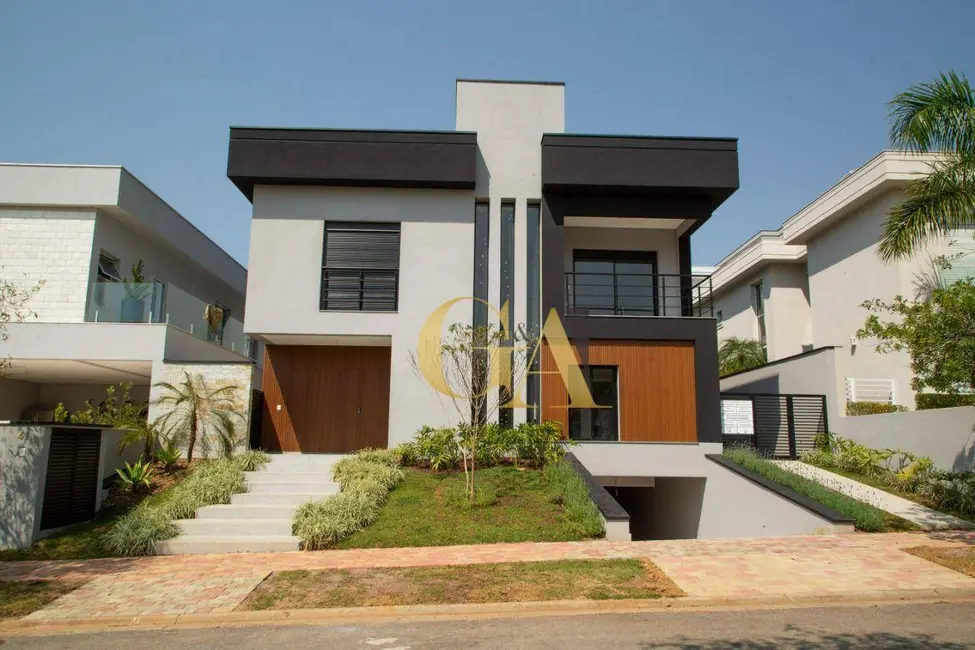 Foto 1 de Casa de Condomínio com 3 quartos à venda, 480m2 em Santana De Parnaiba - SP