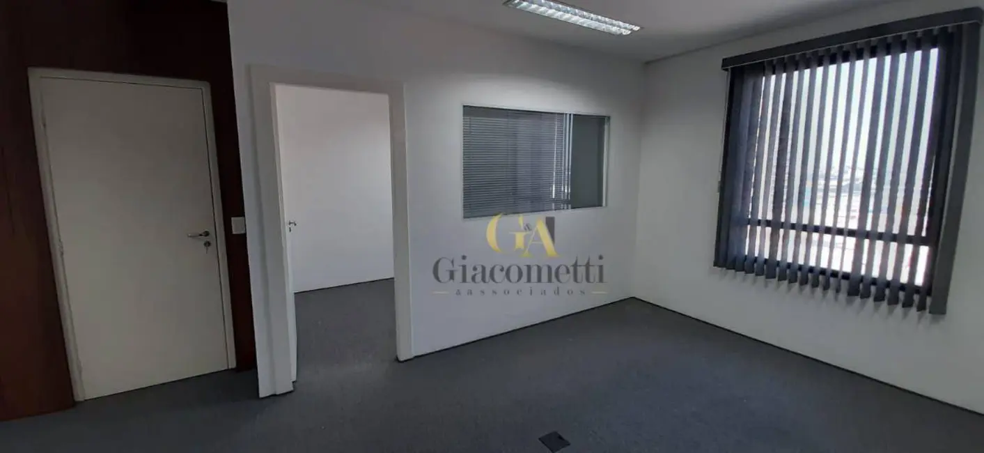 Foto 3 de Sala Comercial à venda, 51m2 em Alphaville Industrial, Barueri - SP