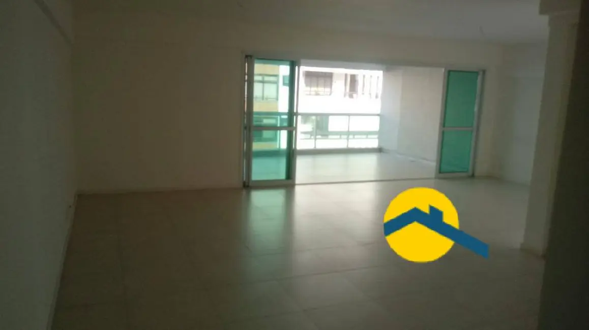 Foto 1 de Apartamento com 4 quartos à venda, 202m2 em Icaraí, Niteroi - RJ