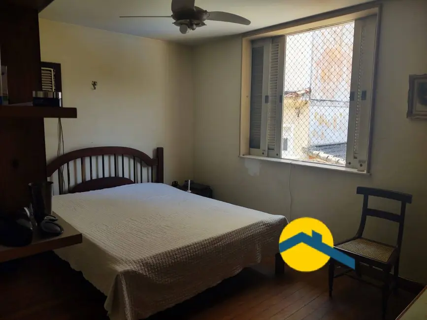 Casa com 3 quartos à venda, 540m2 em São Francisco, Niteroi - RJ - imagem 8 Foto 8 de Casa com 3 quartos à venda, 540m2 em São Francisco, Niteroi - RJ