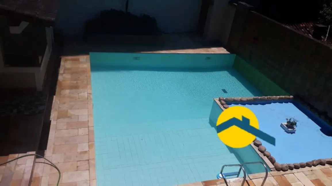 Casa com 3 quartos à venda, 540m2 em São Francisco, Niteroi - RJ - imagem 3 Foto 3 de Casa com 3 quartos à venda, 540m2 em São Francisco, Niteroi - RJ