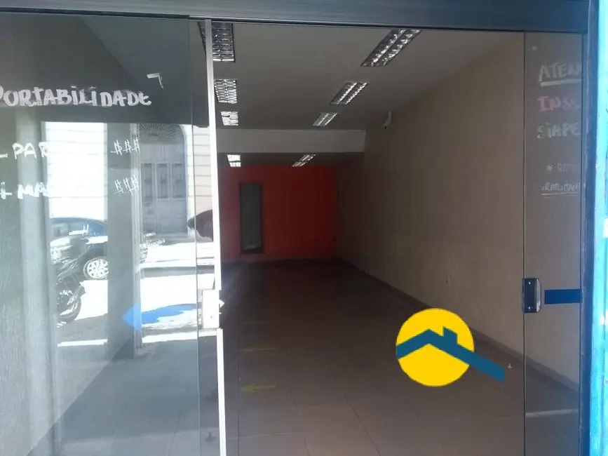 Loja à venda, 69m2 em Centro, Niteroi - RJ - imagem 2 Foto 2 de Loja à venda, 69m2 em Centro, Niteroi - RJ