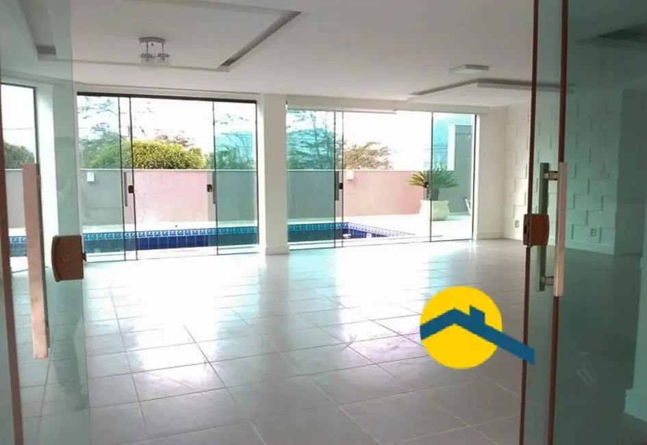 Foto 3 de Casa com 4 quartos à venda, 330m2 em Camboinhas, Niteroi - RJ