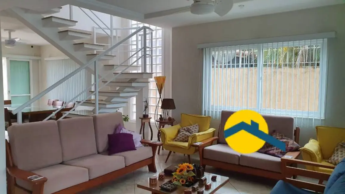 Foto 2 de Casa com 5 quartos à venda, 280m2 em Piratininga, Niteroi - RJ