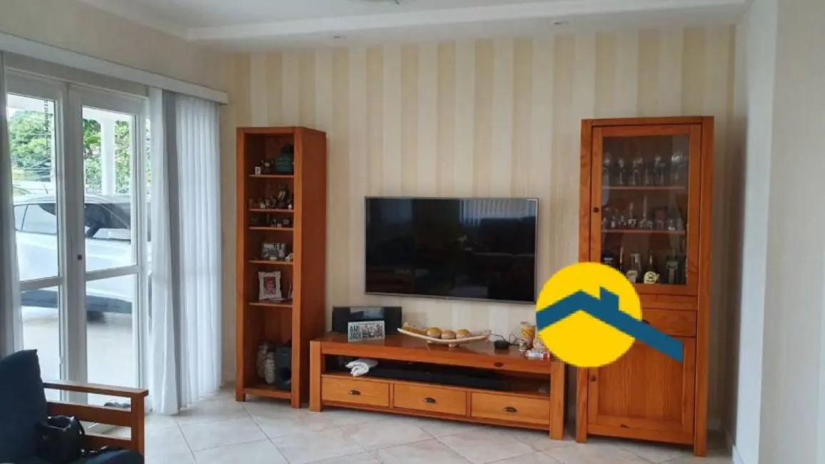 Foto 5 de Casa com 5 quartos à venda, 280m2 em Piratininga, Niteroi - RJ