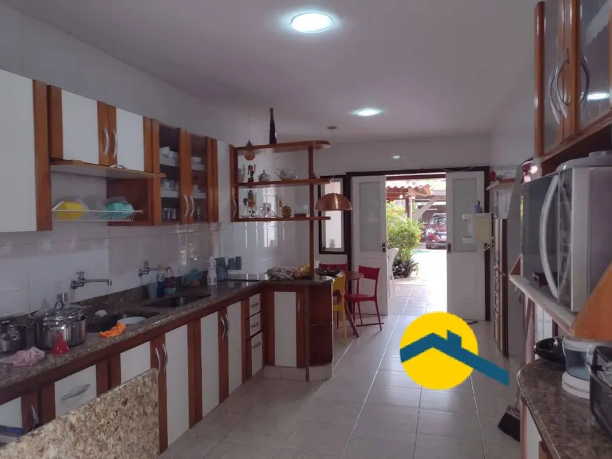 Foto 3 de Casa com 4 quartos à venda, 360m2 em Piratininga, Niteroi - RJ