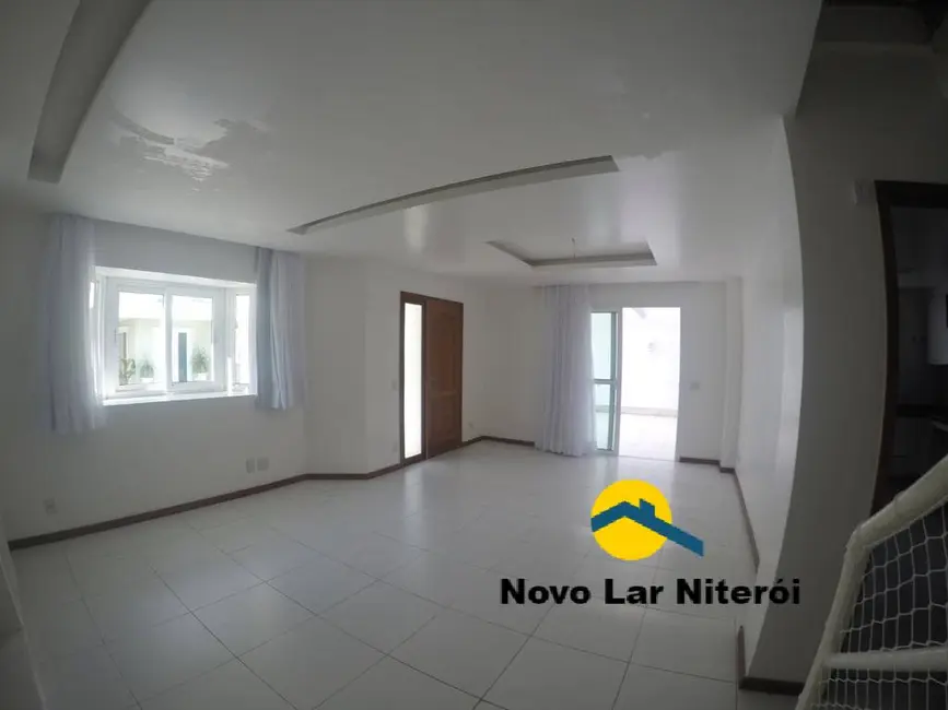 Foto 1 de Casa com 4 quartos à venda, 180m2 em São Francisco, Niteroi - RJ