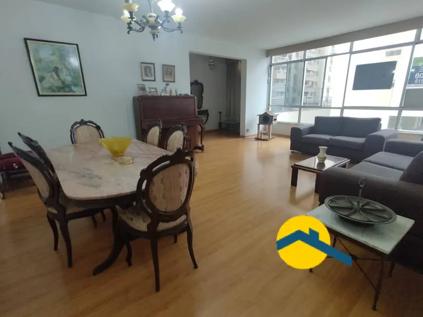 Foto 1 de Apartamento com 4 quartos à venda, 150m2 em Icaraí, Niteroi - RJ
