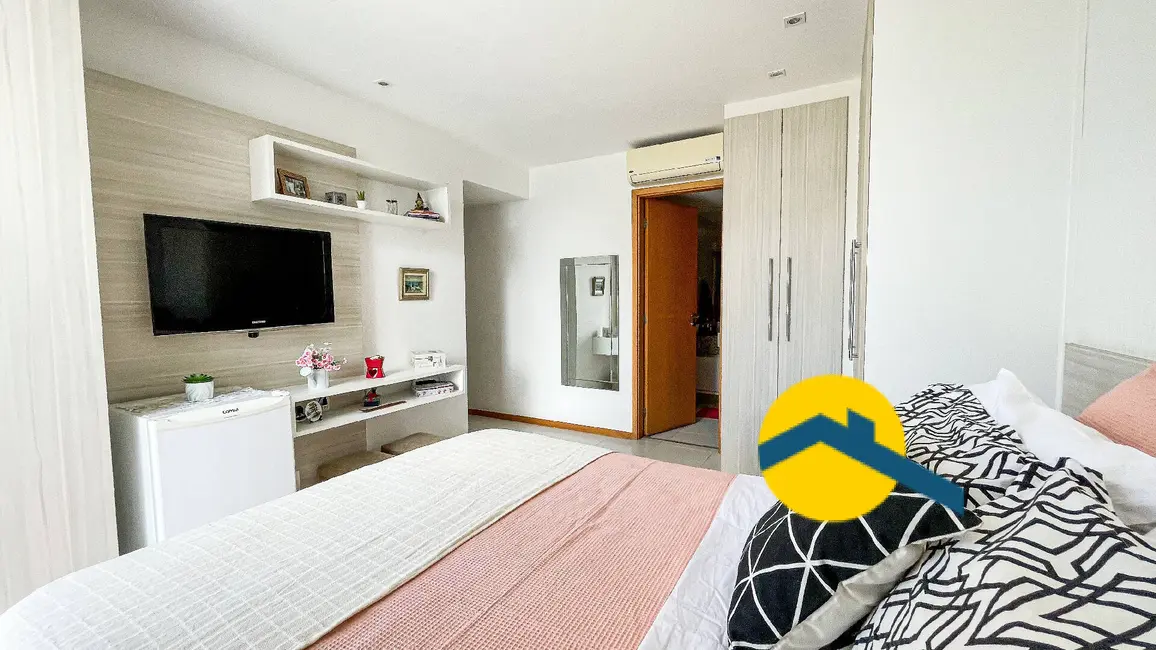 Cobertura com 3 quartos à venda, 300m2 em Piratininga, Niteroi - RJ - imagem 8 Foto 8 de Cobertura com 3 quartos à venda, 300m2 em Piratininga, Niteroi - RJ