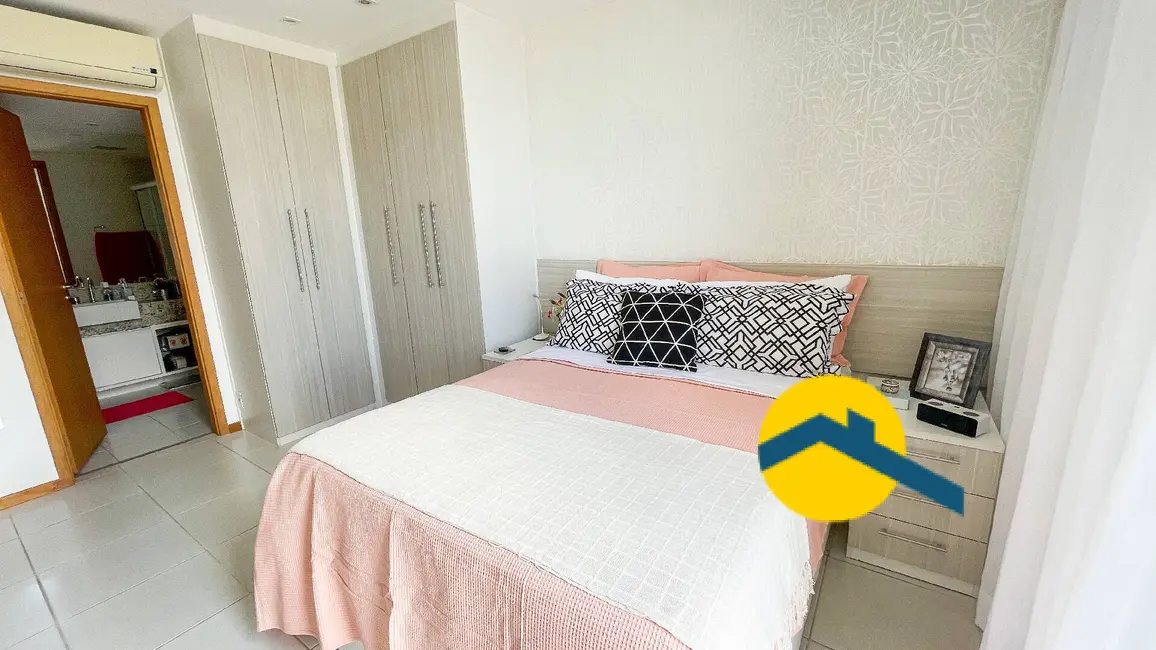 Cobertura com 3 quartos à venda, 300m2 em Piratininga, Niteroi - RJ - imagem 7 Foto 7 de Cobertura com 3 quartos à venda, 300m2 em Piratininga, Niteroi - RJ