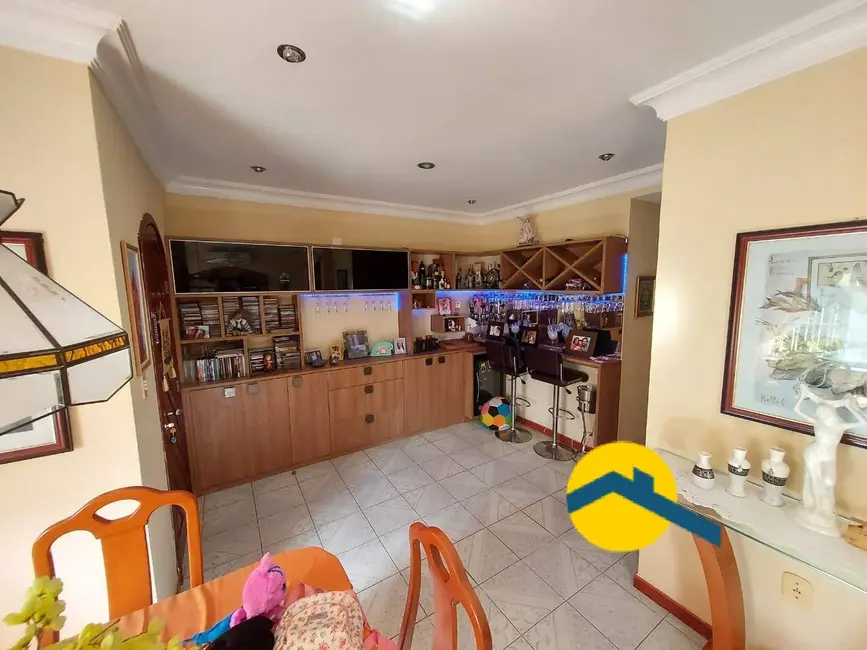 Foto 3 de Casa com 3 quartos à venda, 120m2 em Niteroi - RJ