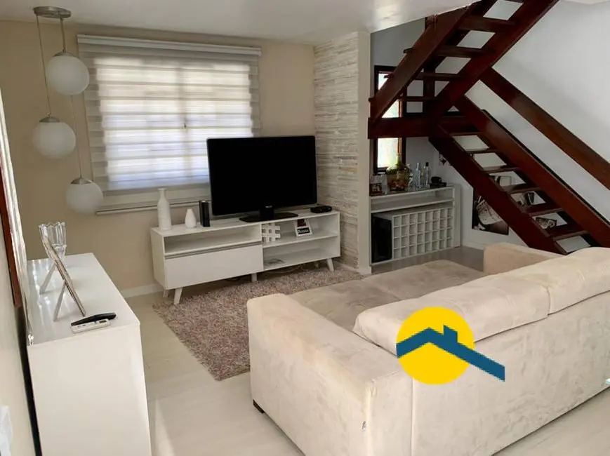 Foto 2 de Casa com 3 quartos à venda, 120m2 em Itaipu, Niteroi - RJ