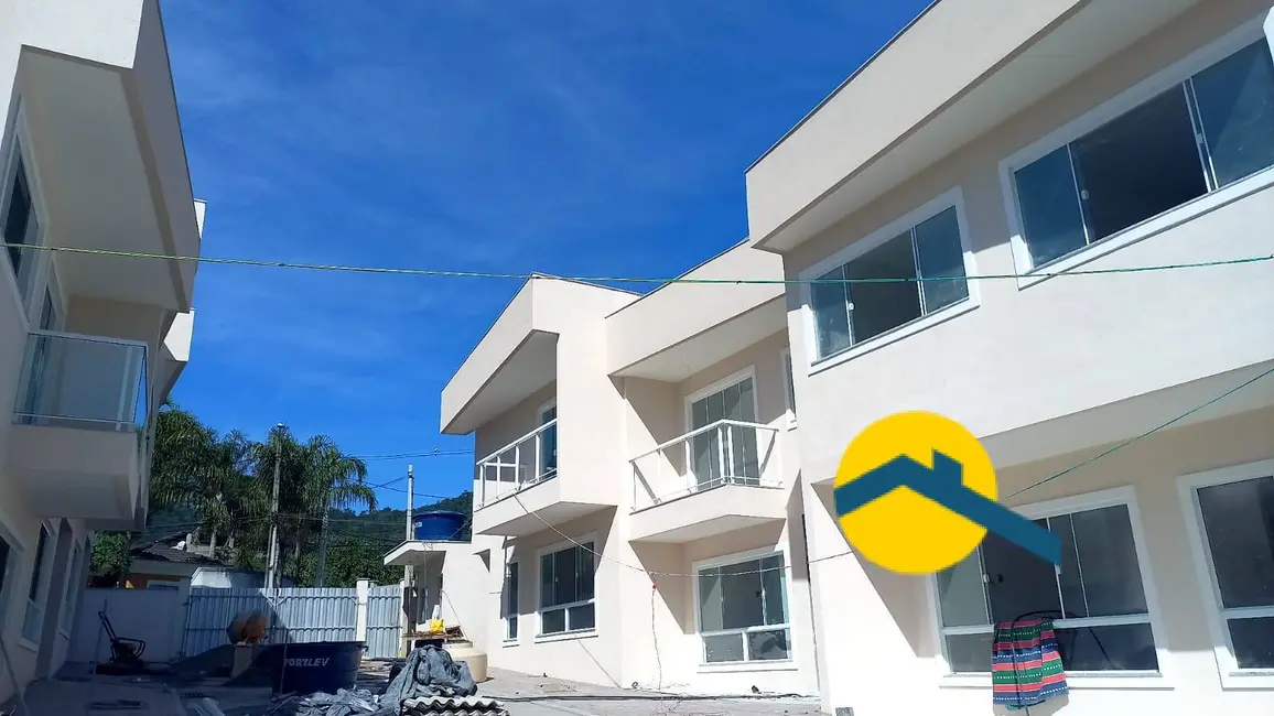 Foto 2 de Casa de Condomínio com 3 quartos à venda, 111m2 em Engenho do Mato, Niteroi - RJ