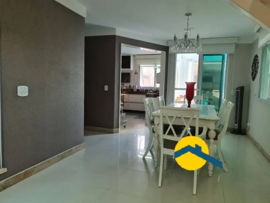 Foto 2 de Casa com 3 quartos à venda, 250m2 em Camboinhas, Niteroi - RJ