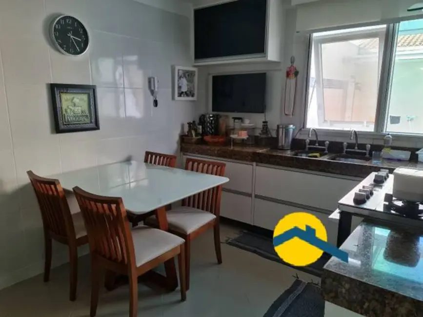 Foto 3 de Casa com 3 quartos à venda, 250m2 em Camboinhas, Niteroi - RJ
