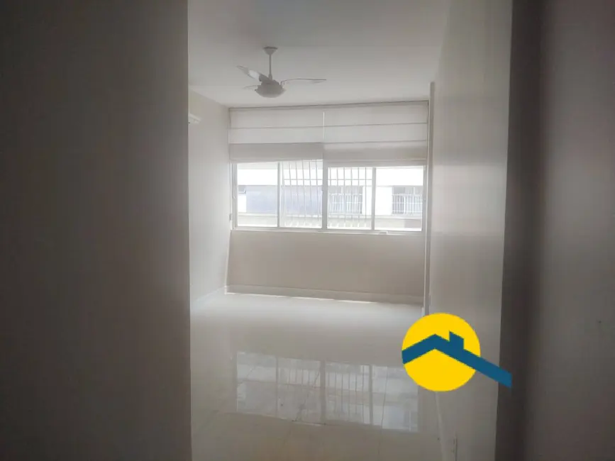 Foto 3 de Apartamento com 2 quartos à venda, 85m2 em Icaraí, Niteroi - RJ