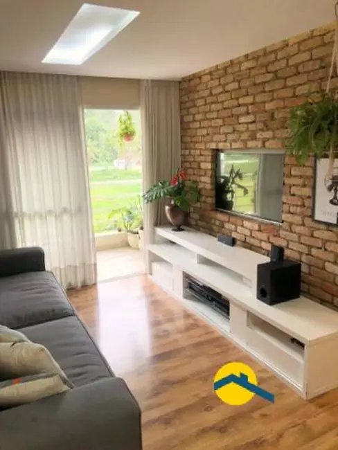 Foto 3 de Apartamento com 2 quartos à venda, 75m2 em Maria Paula, Niteroi - RJ