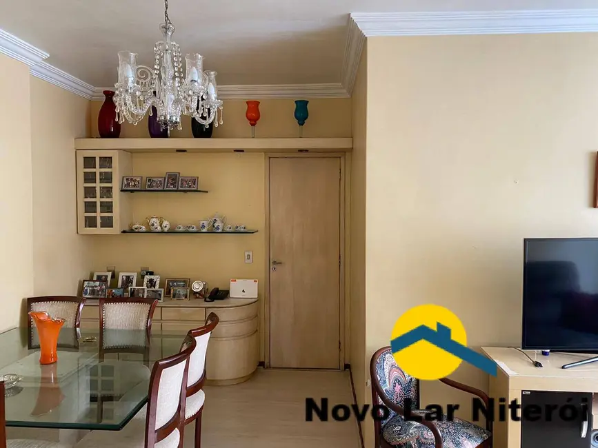 Foto 2 de Apartamento com 2 quartos à venda, 80m2 em Icaraí, Niteroi - RJ