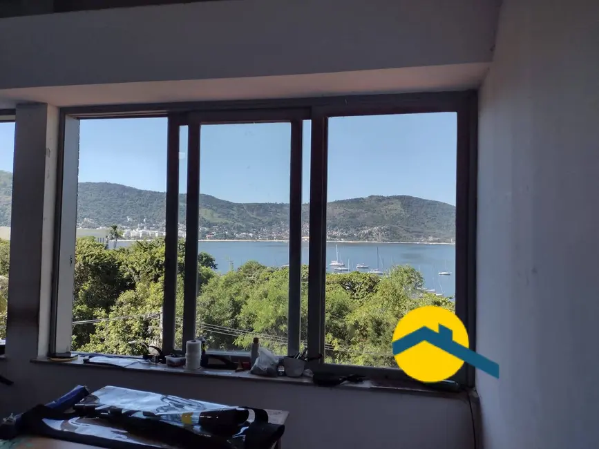 Foto 5 de Casa com 5 quartos à venda, 1300m2 em São Francisco, Niteroi - RJ