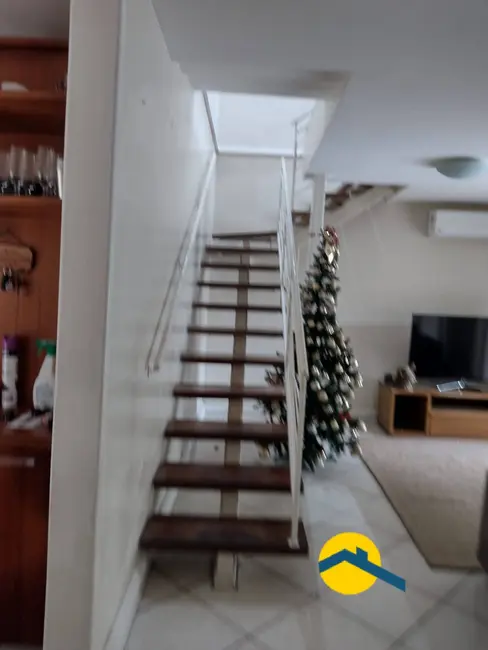 Casa com 4 quartos à venda, 220m2 em Sapê, Niteroi - RJ - imagem 8 Foto 8 de Casa com 4 quartos à venda, 220m2 em Sapê, Niteroi - RJ