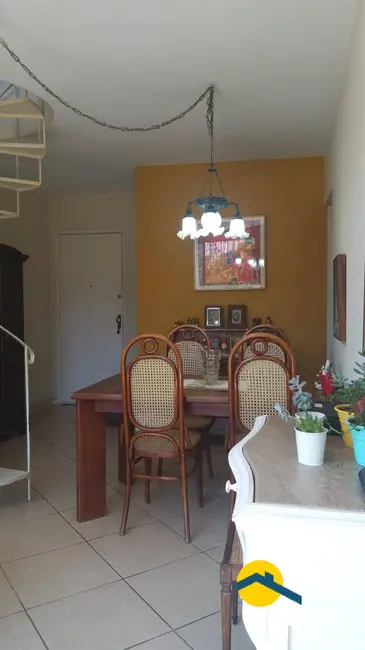 Cobertura com 3 quartos à venda, 200m2 em Icaraí, Niteroi - RJ - imagem 1 Foto 1 de Cobertura com 3 quartos à venda, 200m2 em Icaraí, Niteroi - RJ