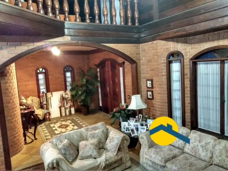 Casa com 5 quartos à venda, 350m2 em Camboinhas, Niteroi - RJ - imagem 5 Foto 5 de Casa com 5 quartos à venda, 350m2 em Camboinhas, Niteroi - RJ