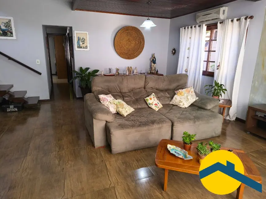 Foto 2 de Casa de Condomínio com 4 quartos à venda, 150m2 em Maria Paula, Sao Goncalo - RJ