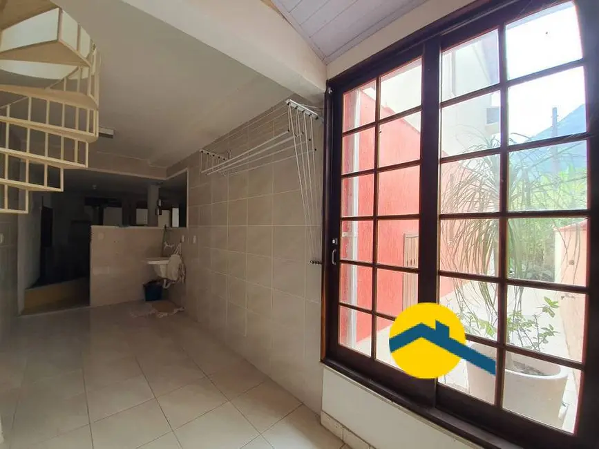 Foto 6 de Casa com 4 quartos à venda, 180m2 em São Francisco, Niteroi - RJ