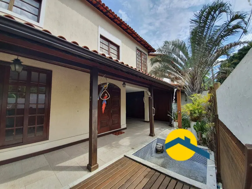 Foto 1 de Casa com 4 quartos à venda, 180m2 em São Francisco, Niteroi - RJ