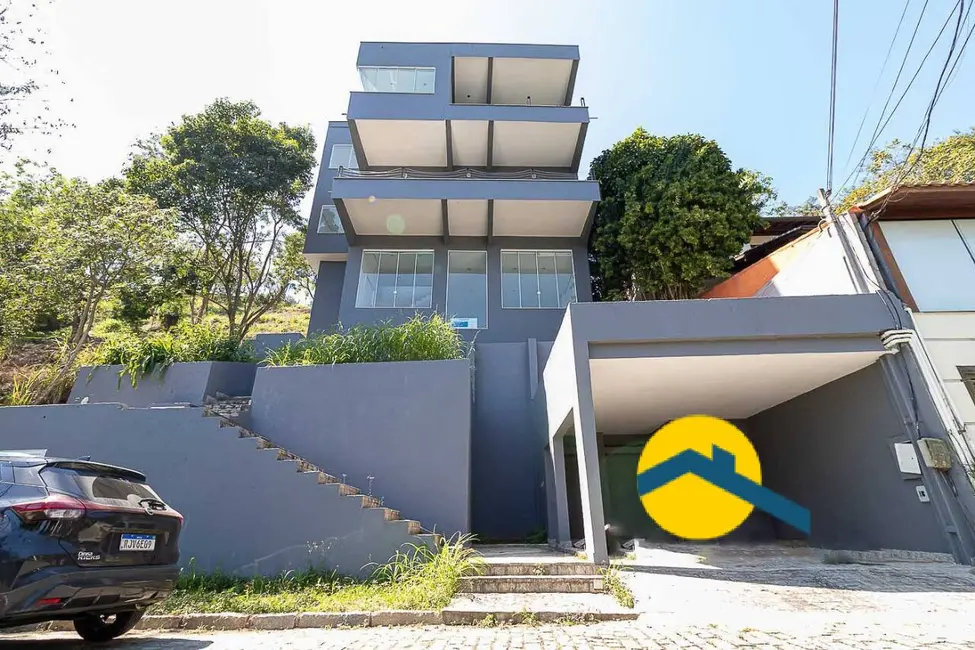 Foto 2 de Casa de Condomínio com 4 quartos à venda, 436m2 em Vila Progresso, Niteroi - RJ
