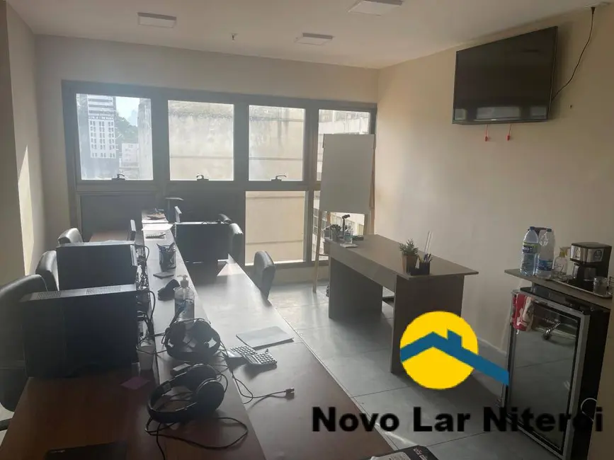 Foto 1 de Sala Comercial à venda, 24m2 em São Domingos, Niteroi - RJ