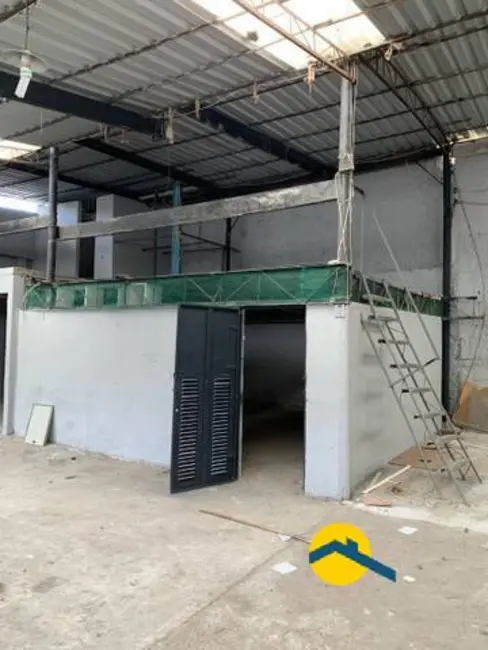 Foto 2 de Armazém / Galpão à venda, 300m2 em Fonseca, Niteroi - RJ