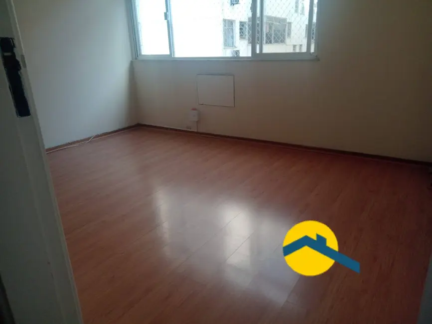 Apartamento com 2 quartos à venda, 90m2 em Icaraí, Niteroi - RJ - imagem 5 Foto 5 de Apartamento com 2 quartos à venda, 90m2 em Icaraí, Niteroi - RJ