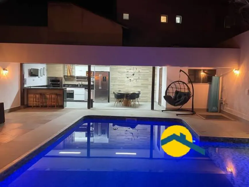Foto 1 de Casa com 3 quartos à venda, 350m2 em Camboinhas, Niteroi - RJ