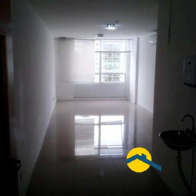 Foto 3 de Sala Comercial à venda, 28m2 em Santa Rosa, Niteroi - RJ