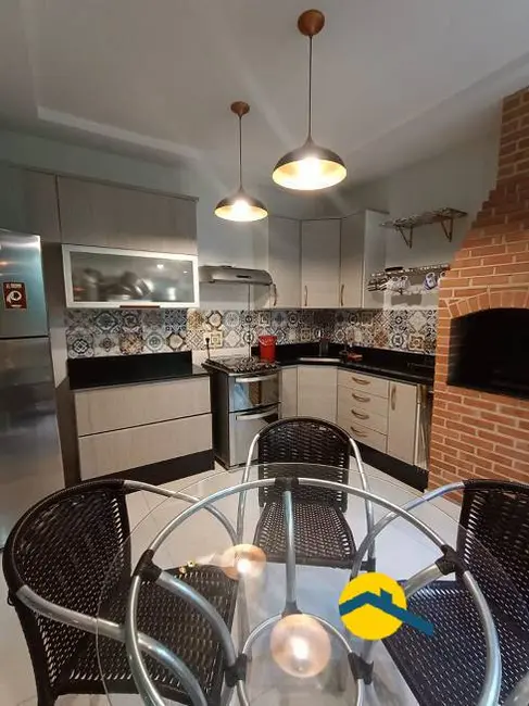 Foto 8 de Casa com 2 quartos à venda, 188m2 em Camboinhas, Niteroi - RJ