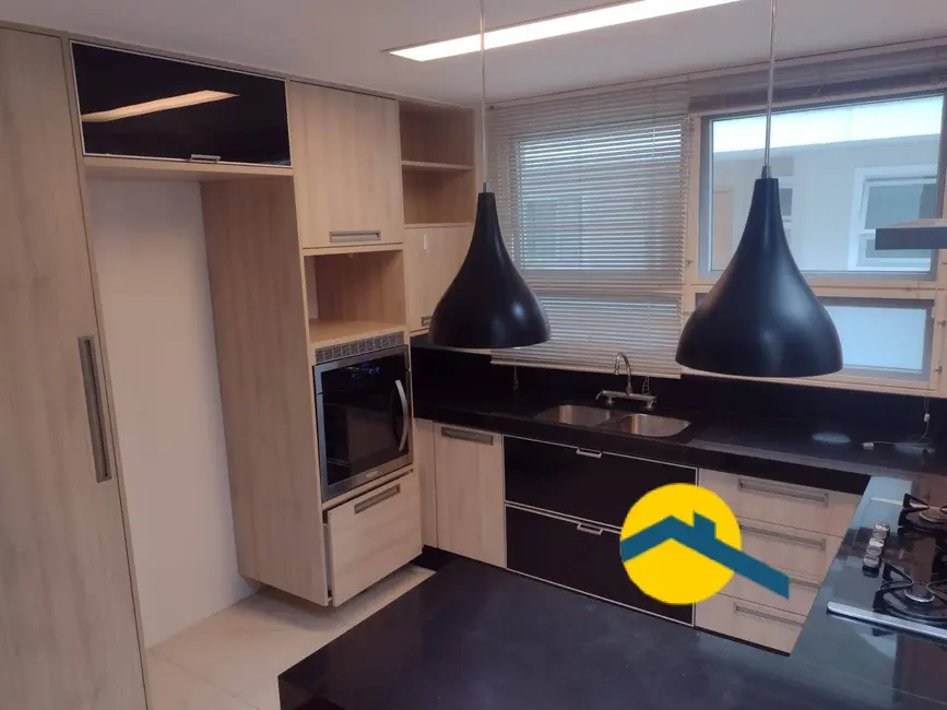 Foto 6 de Casa com 4 quartos à venda, 197m2 em São Francisco, Niteroi - RJ